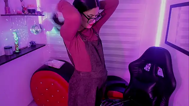 Isa_Bonny_ stripchat live cam model