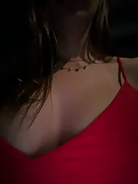 zelyramonvielly stripchat live cam model