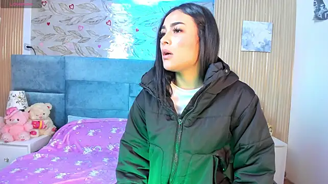 ZoeWillins stripchat live cam model