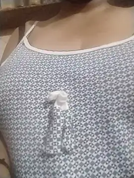 Zioo1 stripchat live cam model