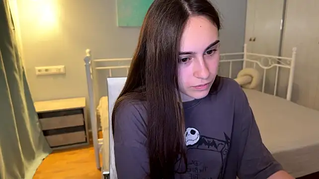AliceKolltt stripchat live cam model