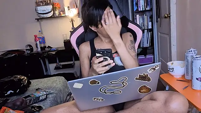 IAMTOKYOLEE stripchat live cam model