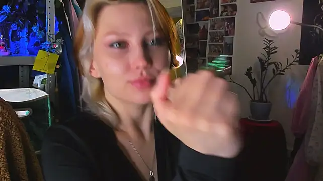 Nicole_matt stripchat live cam model