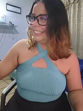 Eimy__saenz stripchat live cam model