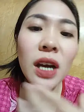 -Arabella- stripchat live cam model