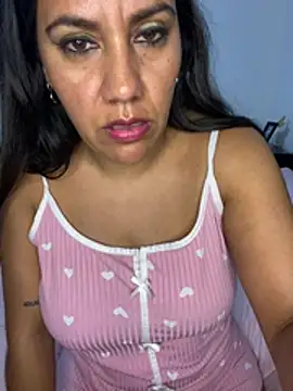 Samantablair stripchat live cam model