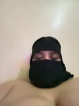 Zineb-bitch stripchat live cam model
