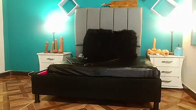 williamshops_X stripchat live cam model