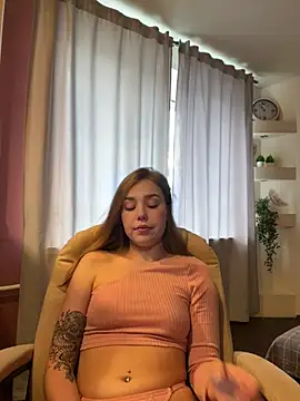 Sweet_Meg stripchat live cam model