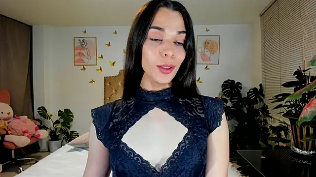 bella_grego stripchat live cam model