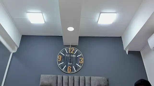 Robin_Rief stripchat live cam model