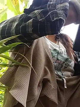 Jooj- stripchat live cam model