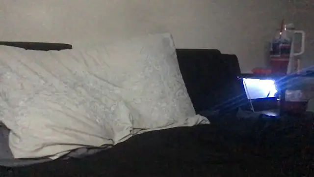 hisgothslvt stripchat live cam model