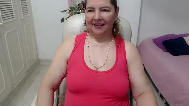 leonela_69 stripchat live cam model
