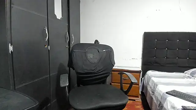 Ryan_xc1 stripchat live cam model