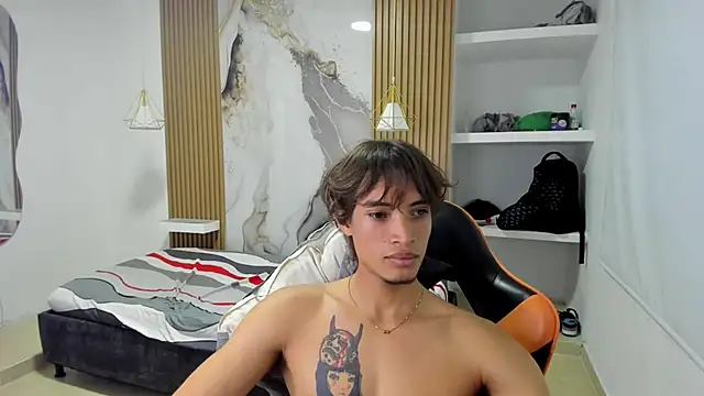 kenshi_roa stripchat live cam model