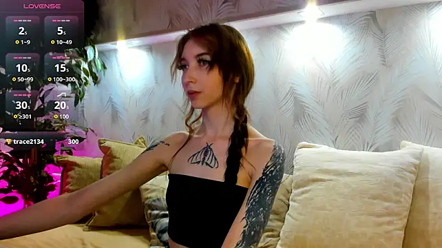 Ellen_Hops stripchat live cam model