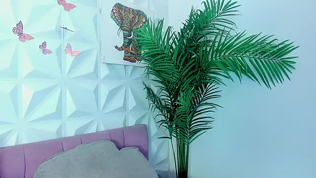 Katty_West stripchat live cam model