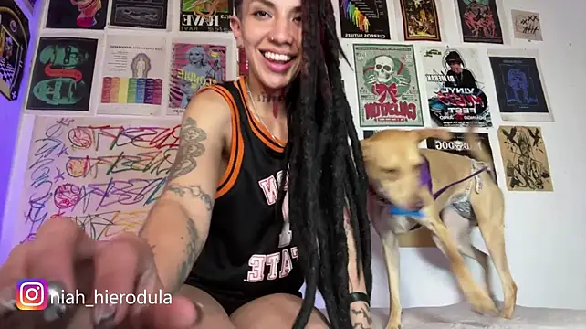 niah_11 stripchat live cam model