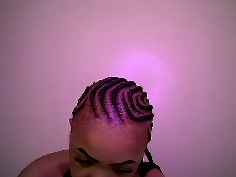 Miss_rihanna stripchat live cam model