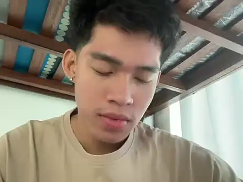 Lightjt04 stripchat live cam model