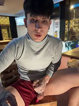_Tomy08calderon stripchat live cam model