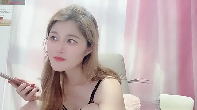 Summer-C stripchat live cam model