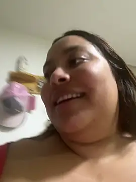 tatikanyx stripchat live cam model
