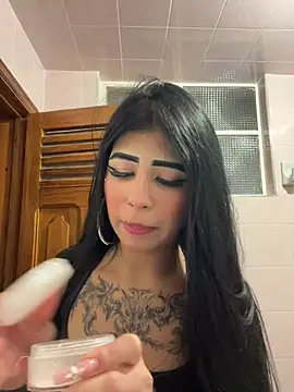 -Brittanny stripchat live cam model