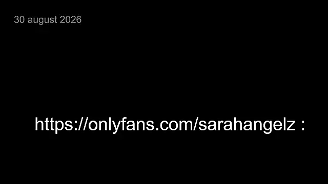 sarah_pierce stripchat live cam model