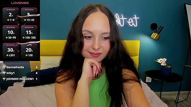 BeatriceReeves stripchat live cam model