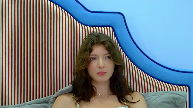 SophiaProve stripchat live cam model