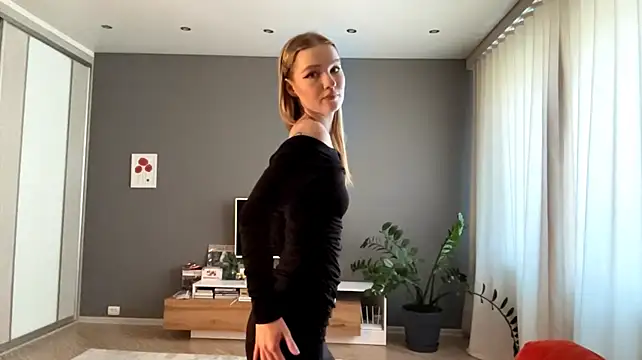 PlasaRima stripchat live cam model