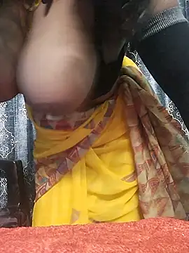 Tamil-ammukutty18 stripchat live cam model