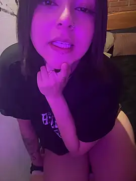 Aly_96 stripchat live cam model