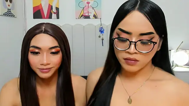 MirandaSterling stripchat live cam model