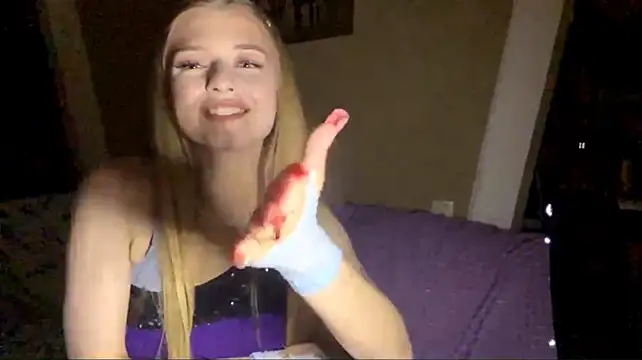 JenelleWhitehead stripchat live cam model