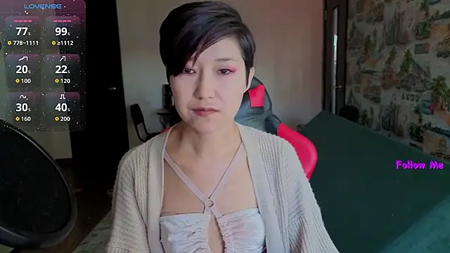 LeyylaStoone stripchat live cam model