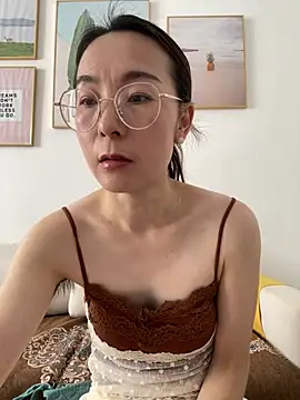 you-520 stripchat live cam model