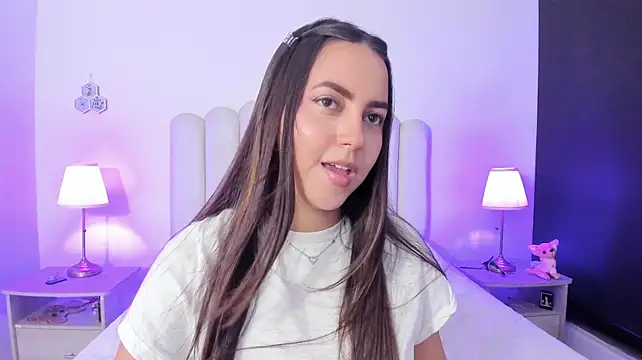 SofieBunnie stripchat live cam model