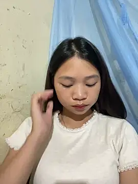 Mayy1 stripchat live cam model