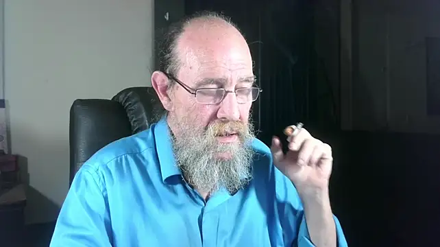 Uncle_Hottie stripchat live cam model