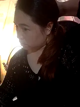 yun_2006 stripchat live cam model