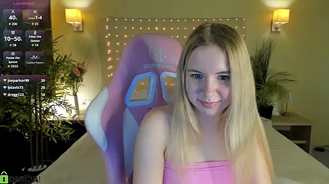 Linda__Bloom stripchat live cam model