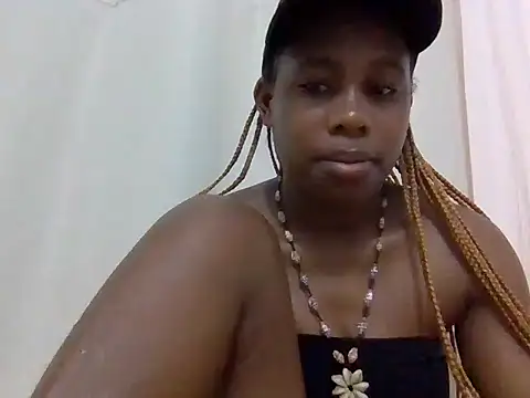prettymissebony stripchat live cam model
