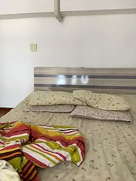 YZ-2001 stripchat live cam model