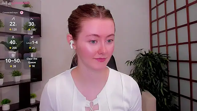 KateCuddle stripchat live cam model