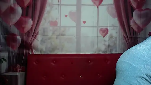 EmiliaGree stripchat live cam model