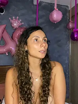MafeeRoss stripchat live cam model