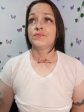 Isa_bluee stripchat live cam model